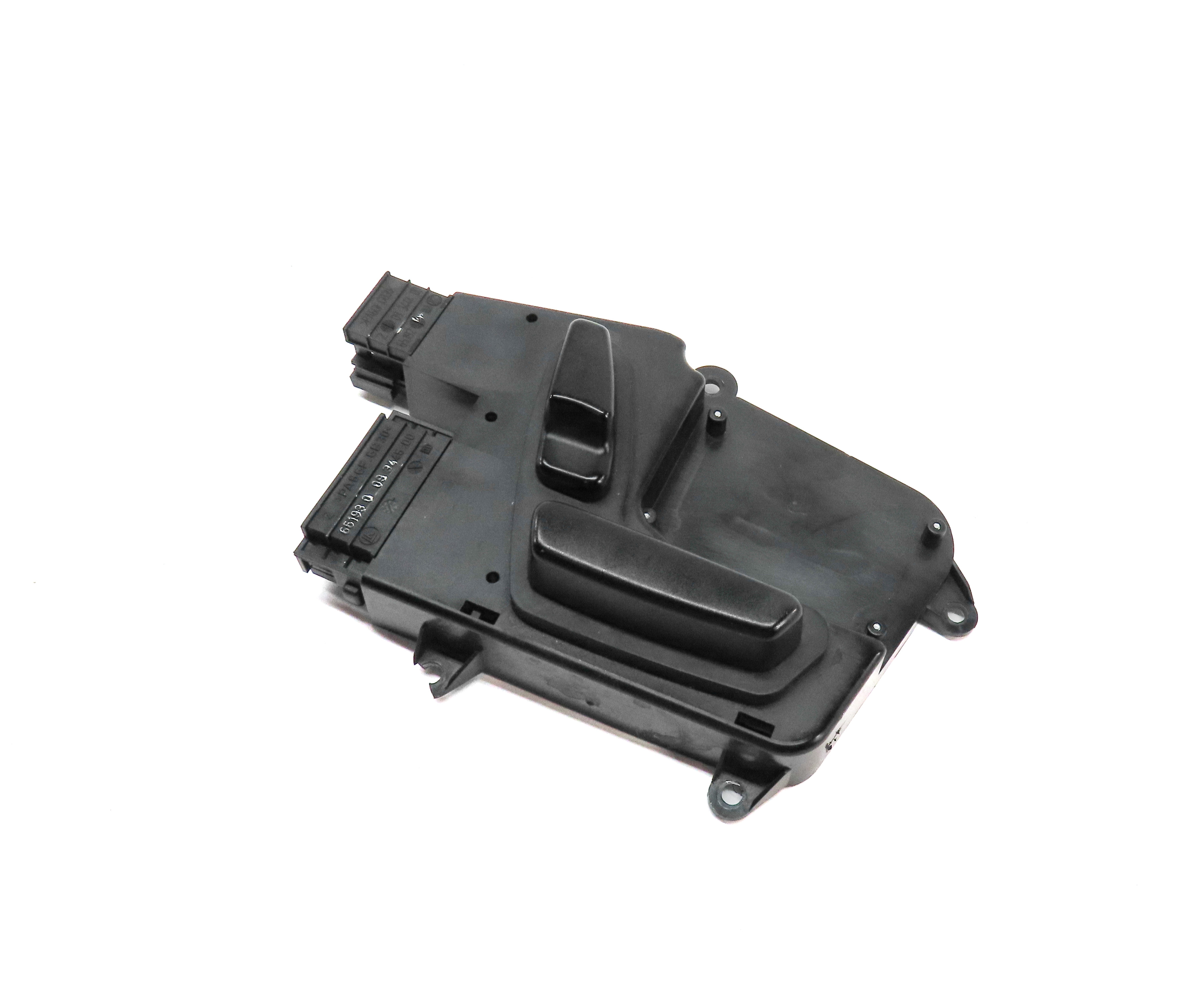 2009 MERCEDES ML320 (W164) FRONT RIGHT PASSENGER SEAT POSITION ADJUST SWITCH — exact item pictured